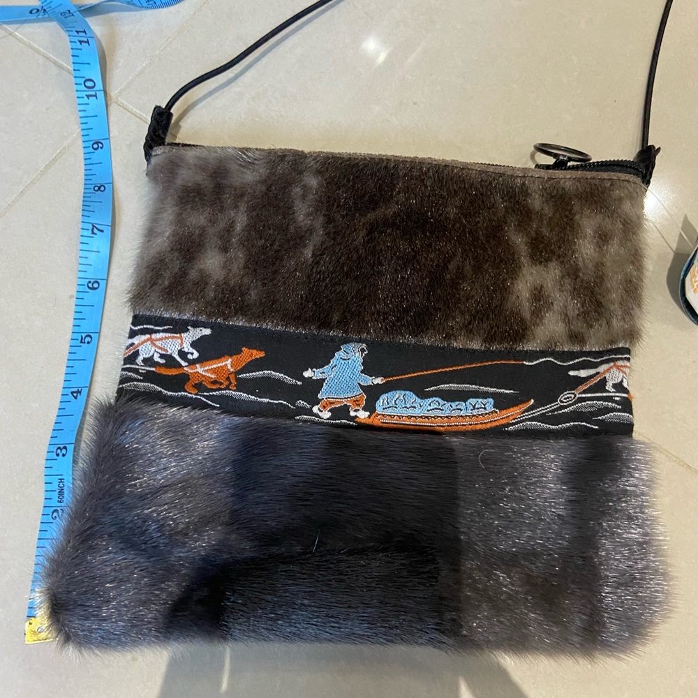 Art purses new with a tag